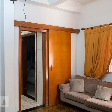 Casa à venda com 161m², 7 quartos e 2 vagasSALA