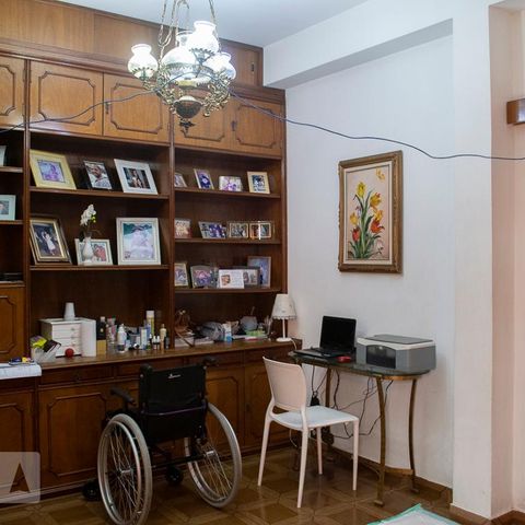 Casa à venda com 161m², 7 quartos e 2 vagasSALA