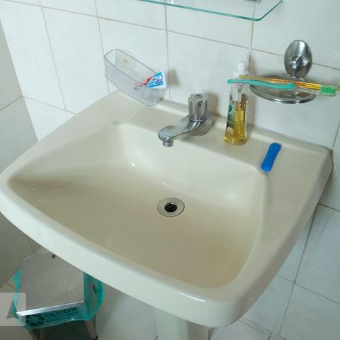 Casa à venda com 161m², 7 quartos e 2 vagasBANHEIRO SUÍTE QUARTO 4