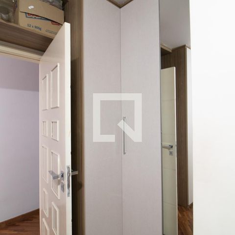 Casa de condomínio à venda com 140m², 2 quartos e 2 vagasArmário