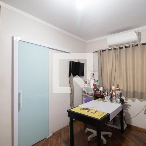Casa de condomínio à venda com 140m², 2 quartos e 2 vagasSuite 1