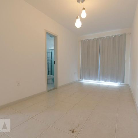 Apartamento para alugar com 50m², 2 quartos e 1 vagaSuíte