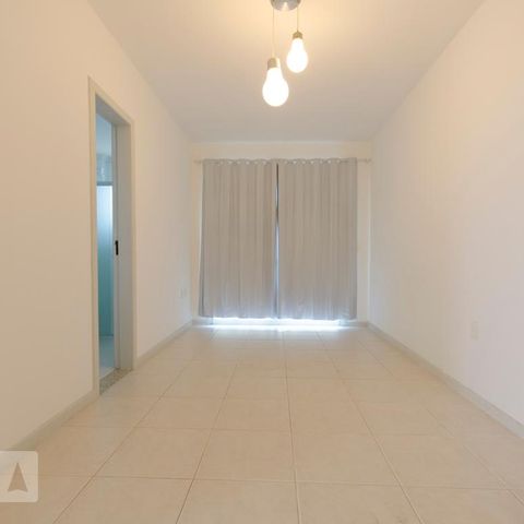 Apartamento para alugar com 50m², 2 quartos e 1 vagaSuíte