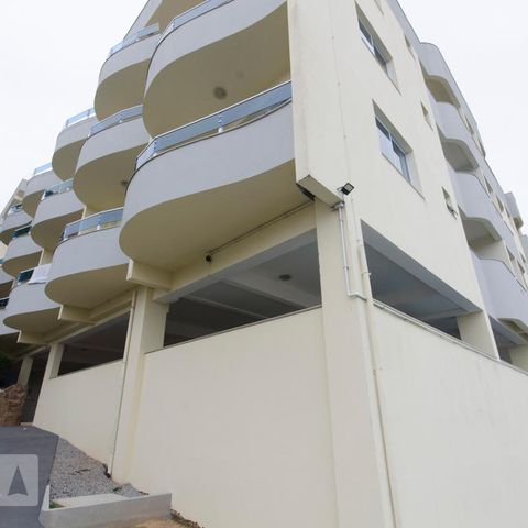 Apartamento para alugar com 50m², 2 quartos e 1 vagaFachada do bloco
