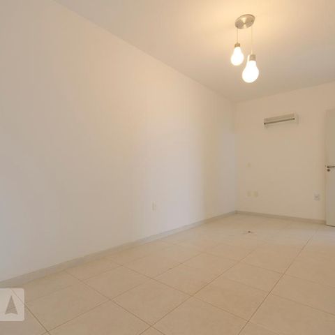 Apartamento para alugar com 50m², 2 quartos e 1 vagaSuíte