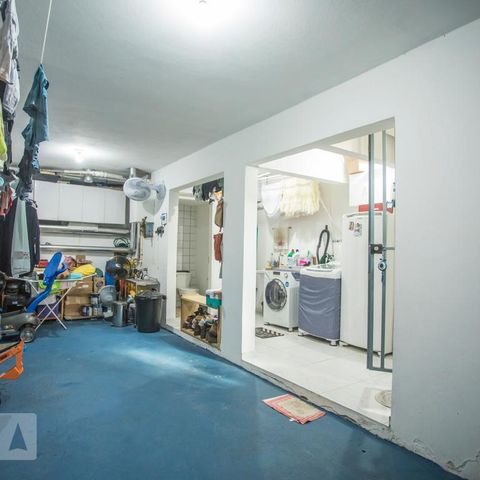Casa de condomínio à venda com 130m², 3 quartos e 2 vagasGaragem