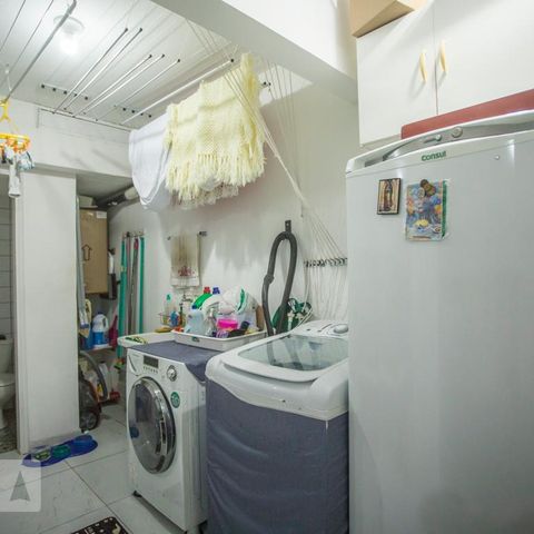 Casa de condomínio à venda com 130m², 3 quartos e 2 vagasÁrea de Serviço