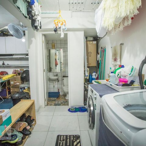 Casa de condomínio à venda com 130m², 3 quartos e 2 vagasÁrea de Serviço