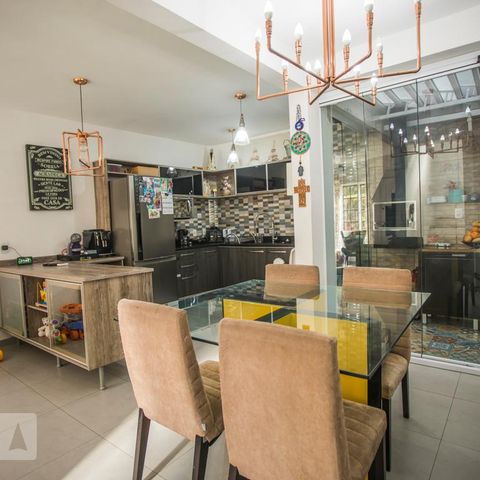Casa de condomínio à venda com 130m², 3 quartos e 2 vagasSala de Jantar