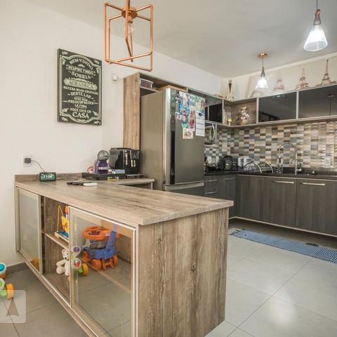 Casa de condomínio à venda com 130m², 3 quartos e 2 vagasCozinha