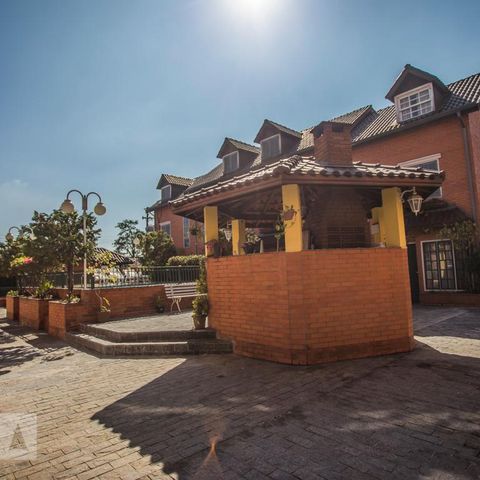 Casa de condomínio à venda com 130m², 3 quartos e 2 vagasÁrea comum