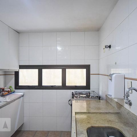 Casa à venda com 100m², 3 quartos e 2 vagasCozinha