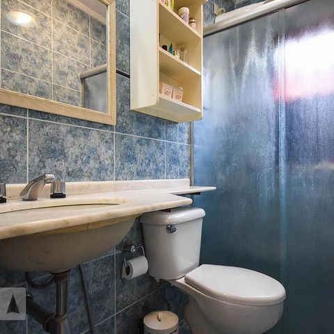 Casa à venda com 100m², 3 quartos e 2 vagasBanheiro suíte