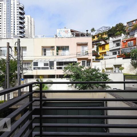 Casa à venda com 100m², 3 quartos e 2 vagasVaranda da suíte