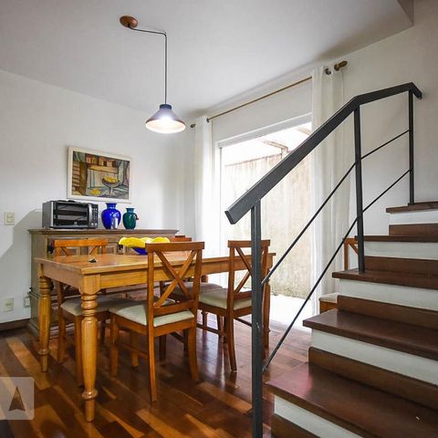 Casa à venda com 100m², 3 quartos e 2 vagasSala de jantar