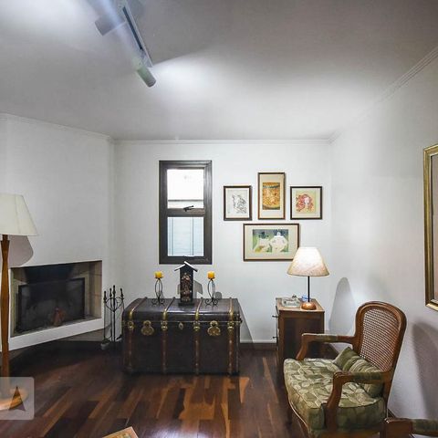 Casa à venda com 100m², 3 quartos e 2 vagasSala
