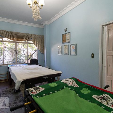 Casa à venda com 279m², 4 quartos e 4 vagasSalão de Jogos