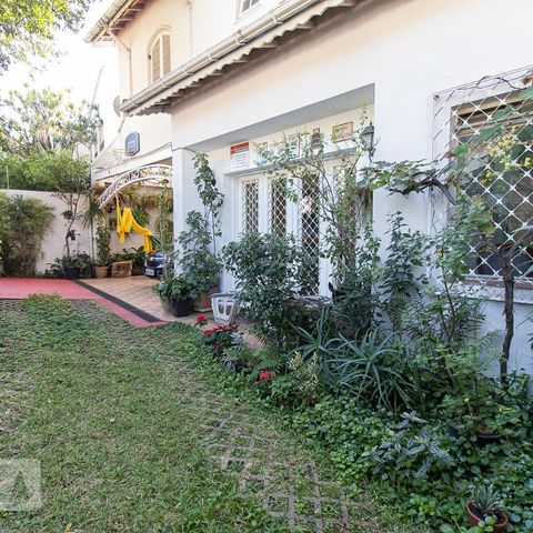 Casa à venda com 279m², 4 quartos e 4 vagasJardim