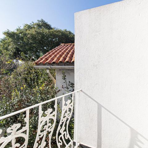 Casa à venda com 279m², 4 quartos e 4 vagasSacada