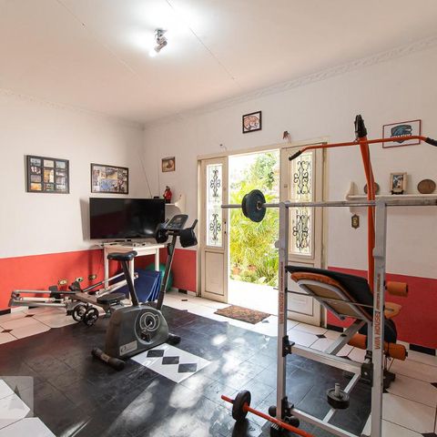 Casa à venda com 279m², 4 quartos e 4 vagasSala de Ginástica