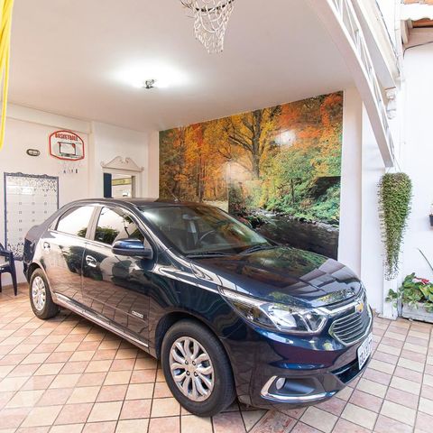 Casa à venda com 279m², 4 quartos e 4 vagasGaragem