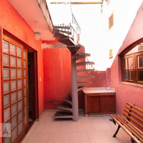 Casa à venda com 144m², 4 quartos e 2 vagasArea de Serviço