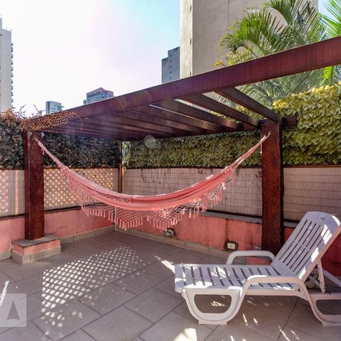 Casa à venda com 144m², 4 quartos e 2 vagasVaranda do quarto 3 