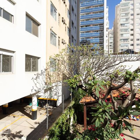 Casa à venda com 144m², 4 quartos e 2 vagasVista