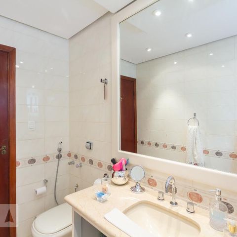 Casa à venda com 144m², 4 quartos e 2 vagasBanheiro