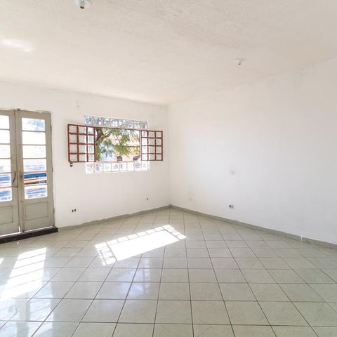 Casa à venda com 200m², 3 quartos e 1 vagaSuíte 2