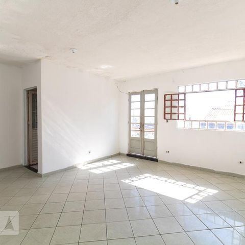 Casa à venda com 200m², 3 quartos e 1 vagaSuíte 2