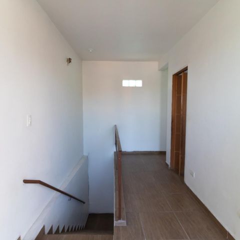 Casa à venda com 200m², 3 quartos e 1 vagaEscada