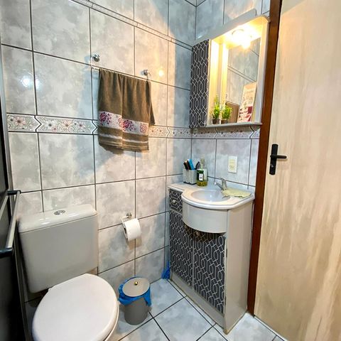 Casa à venda com 125m², 2 quartos e 1 vagaBanheiro