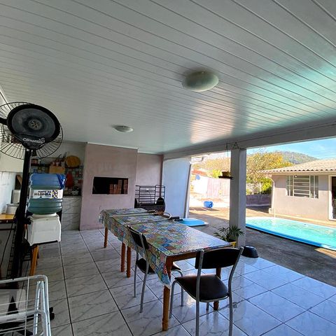 Casa à venda com 125m², 2 quartos e 1 vagaSalão de Festas