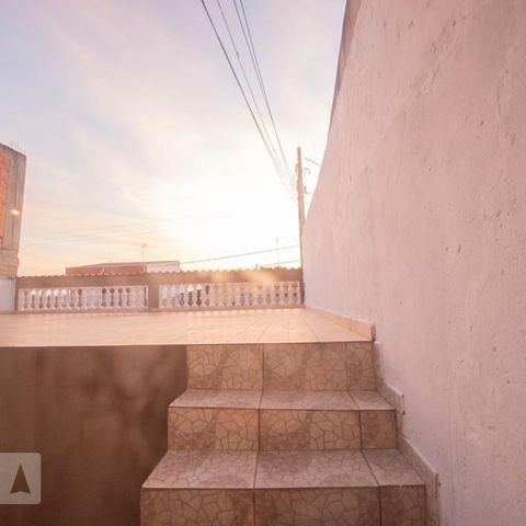 Casa à venda com 165m², 3 quartos e 2 vagasvista