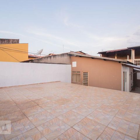 Casa à venda com 165m², 3 quartos e 2 vagasquintal