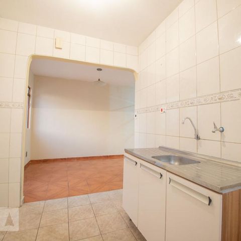 Casa à venda com 165m², 3 quartos e 2 vagascozinha