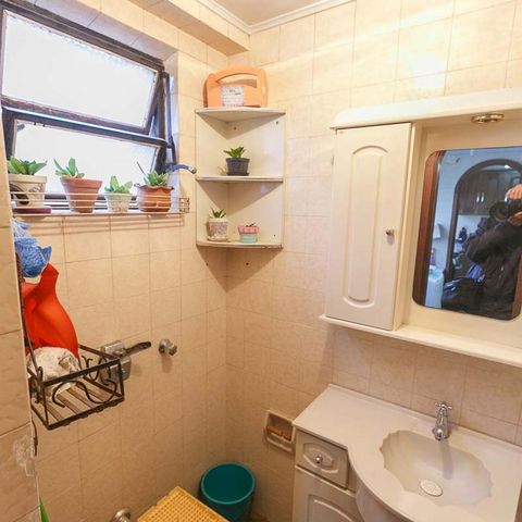 Apartamento para alugar com 176m², 3 quartos e 2 vagasBanheiro de Serviço