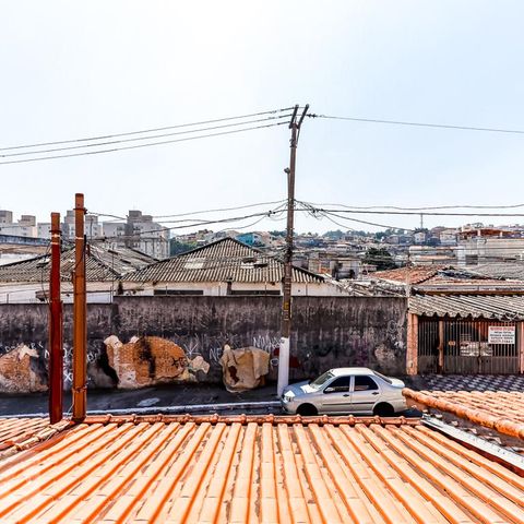 Casa à venda com 130m², 4 quartos e 2 vagas Casa à venda com 130m², 4 quartos e 2 vagasVista da Suíte