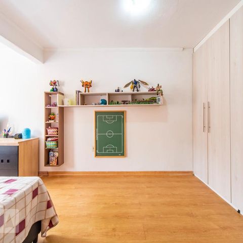 Casa à venda com 280m², 3 quartos e 2 vagasQuarto 2