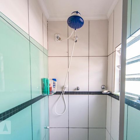 Casa à venda com 280m², 3 quartos e 2 vagasChuveiro 