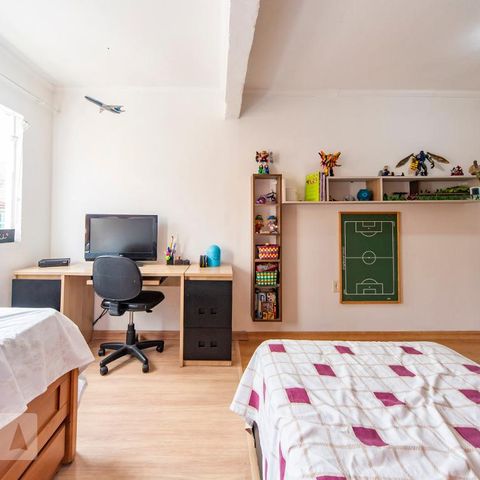 Casa à venda com 280m², 3 quartos e 2 vagasQuarto 2