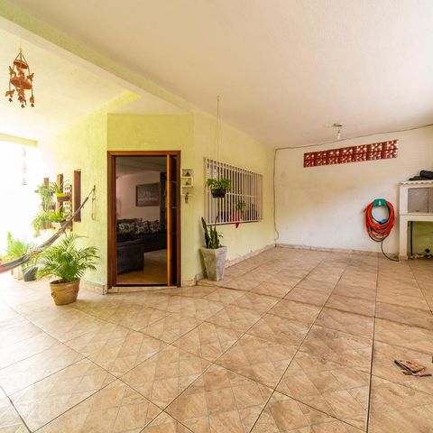 Casa à venda com 280m², 3 quartos e 2 vagasGaragem 