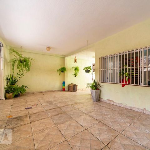 Casa à venda com 280m², 3 quartos e 2 vagasGaragem e Fachada