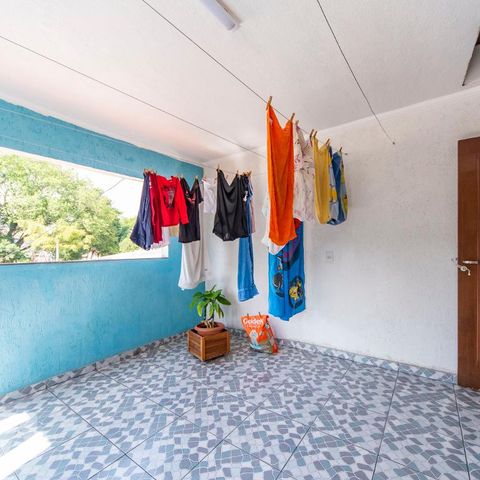 Casa à venda com 280m², 3 quartos e 2 vagasÁrea de Serviço 