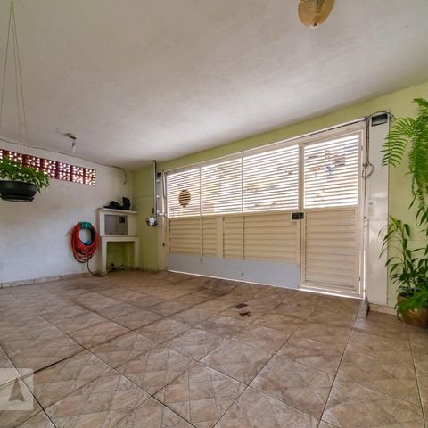 Casa à venda com 280m², 3 quartos e 2 vagasGaragem 