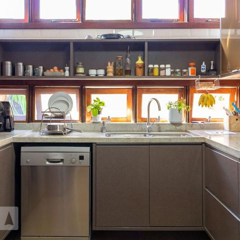 Casa à venda com 320m², 3 quartos e 4 vagasCozinha