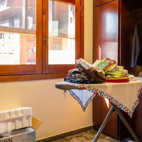 Casa à venda com 320m², 3 quartos e 4 vagasDispensa