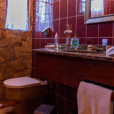 Casa à venda com 320m², 3 quartos e 4 vagasLavabo