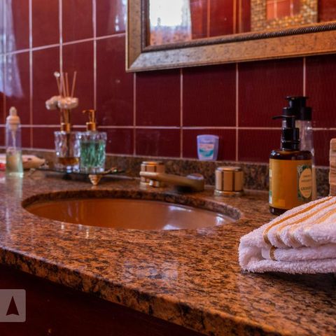Casa à venda com 320m², 3 quartos e 4 vagasLavabo
